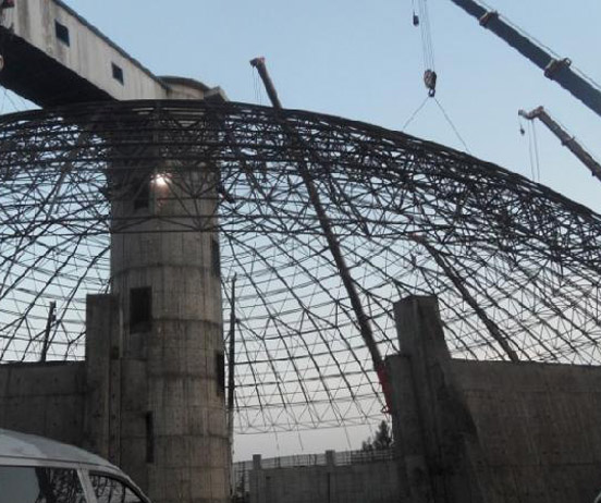 崇明网架分条或分块安装法