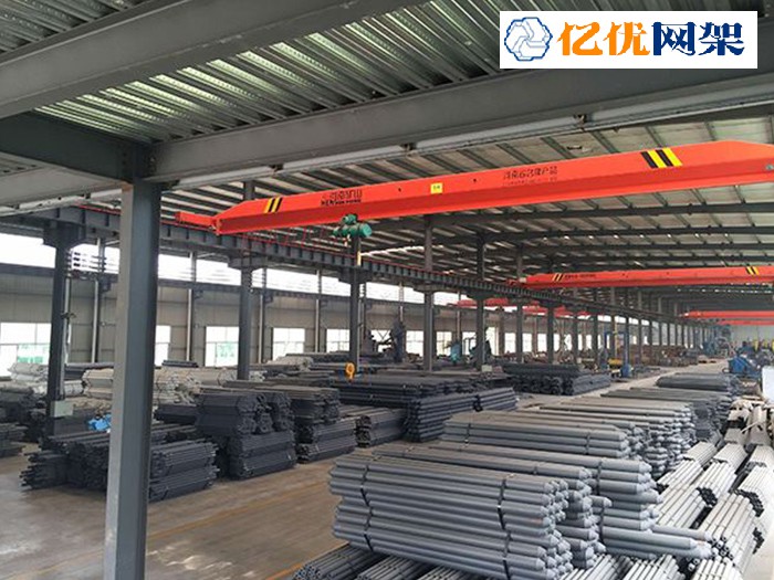 崇明杆件待发货区